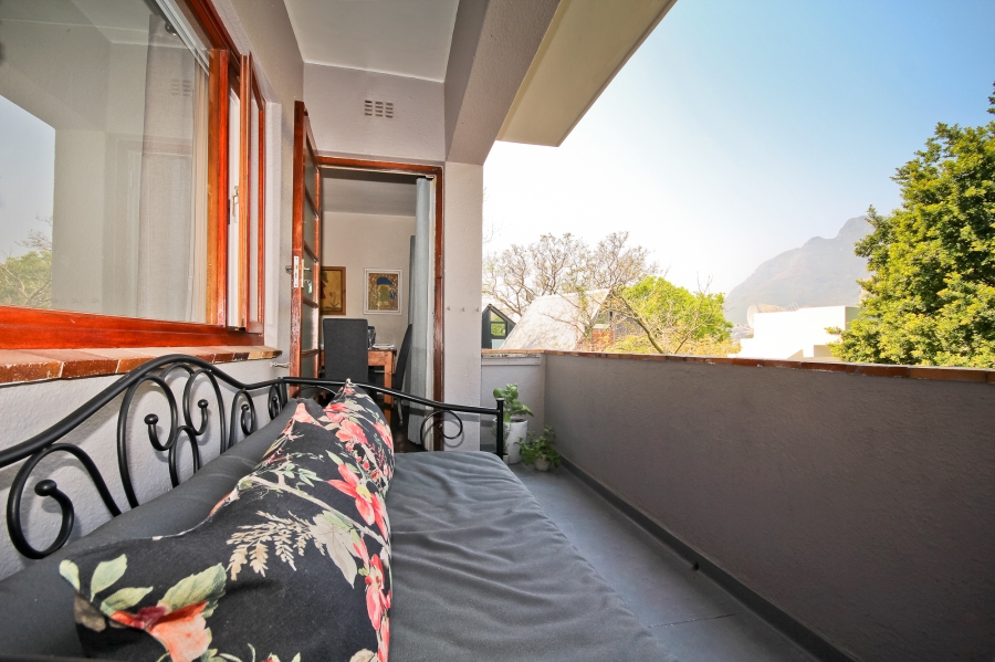 2 Bedroom Property for Sale in Tamboerskloof Western Cape